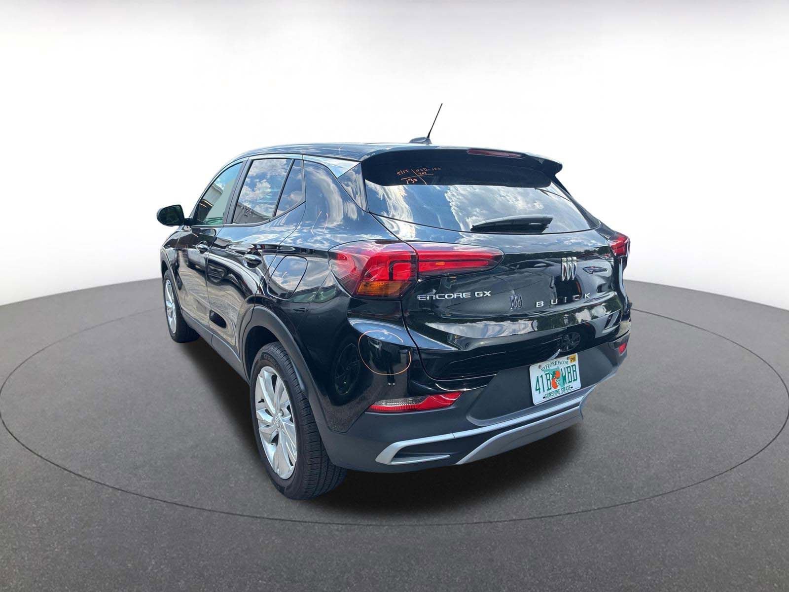 Used 2025 Buick Encore GX Preferred FWD image 10
