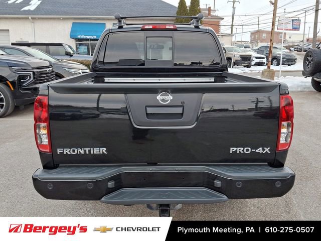 Used 2020 Nissan Frontier PRO-4X image 6