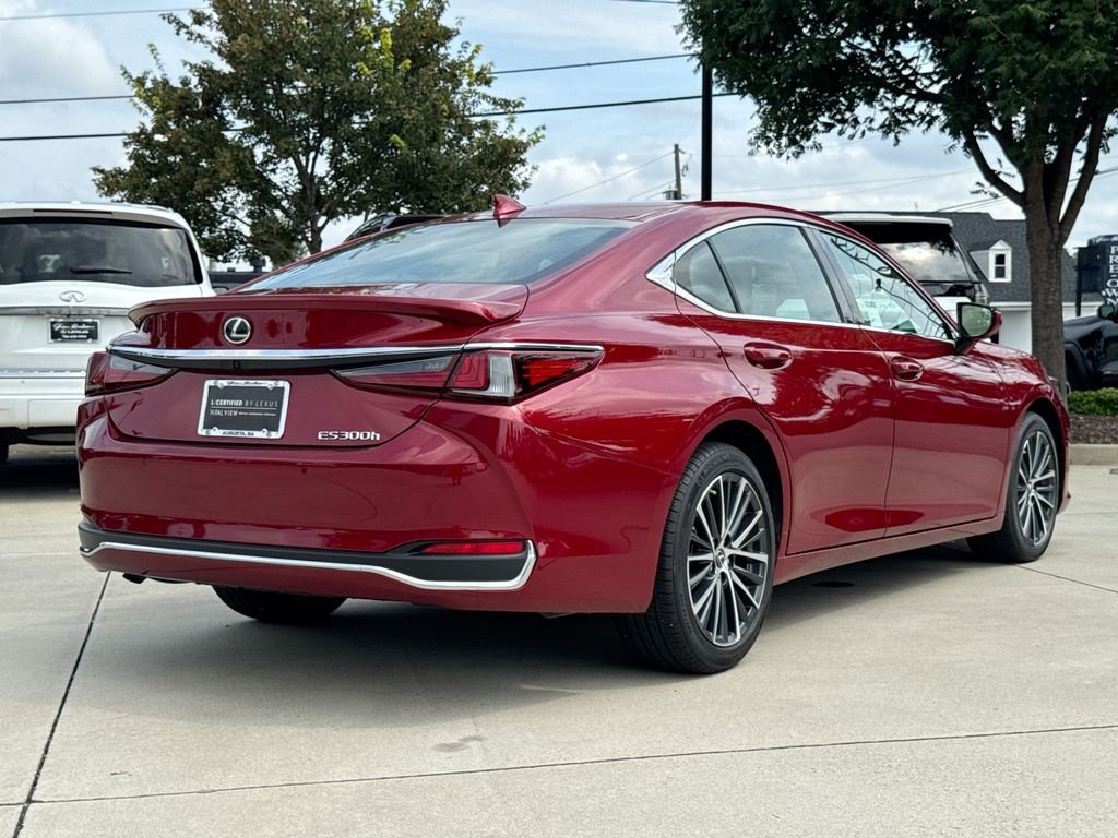 Used 2025 Lexus ES 300h w/ Premium Package FWD image 9
