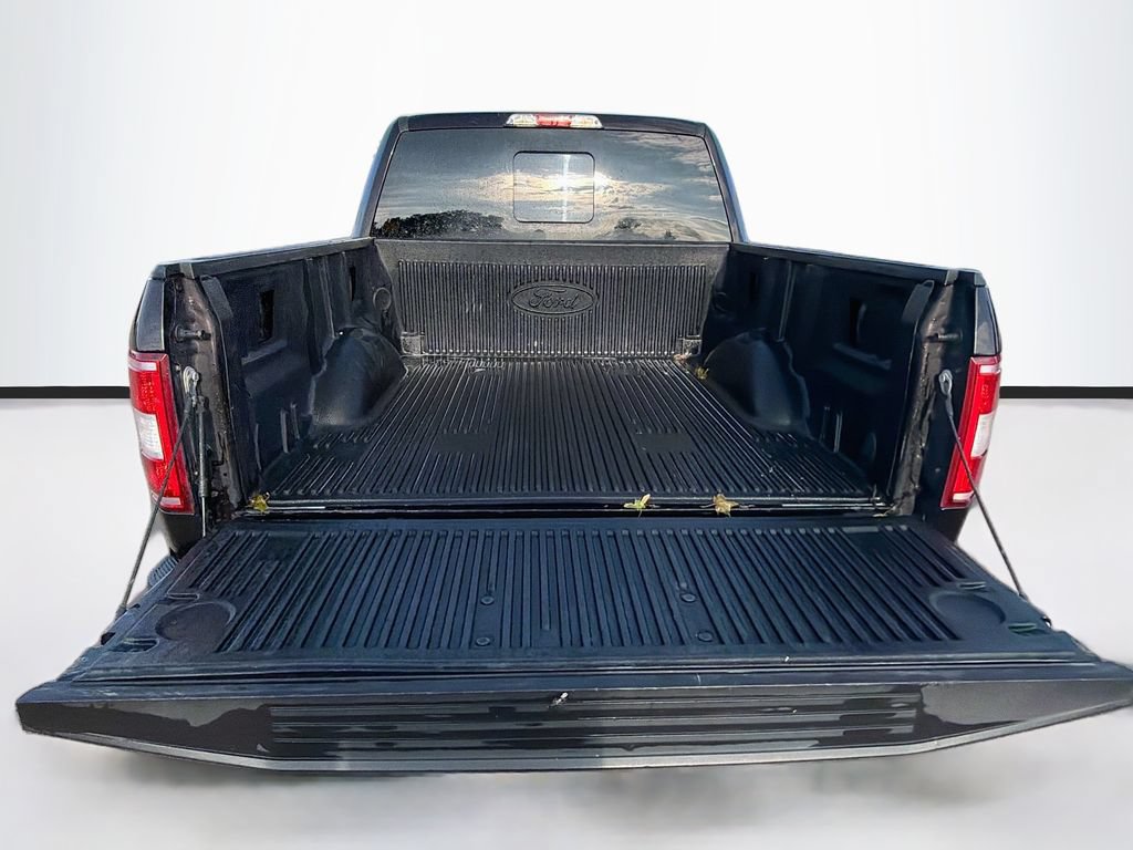 Used 2018 Ford F150 XLT w/ Equipment Group 302A Luxury AWD/4WD image 27