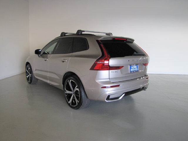 Used 2023 Volvo XC60 B5 Ultimate FWD image 44