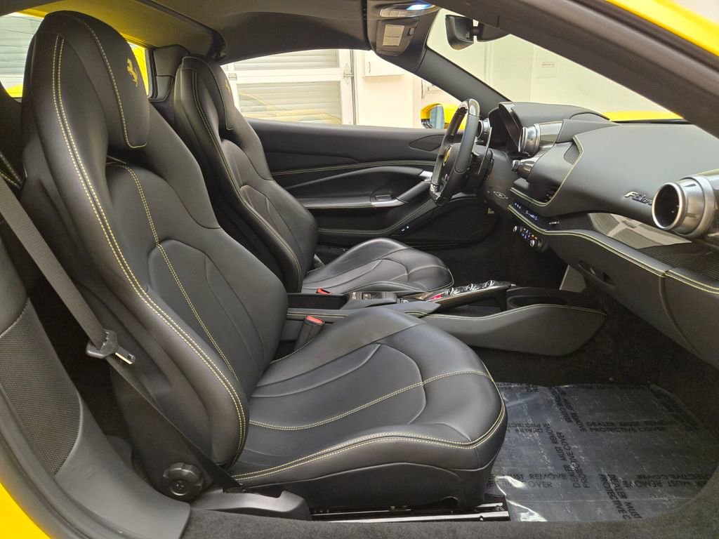 Used 2021 Ferrari F8 Tributo image 30