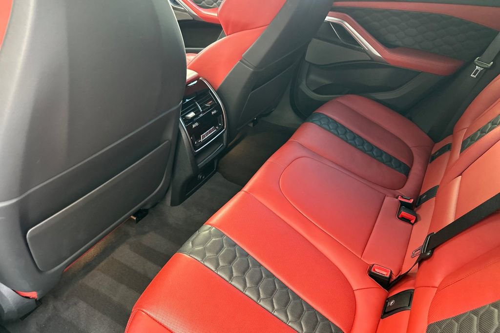 Used 2021 BMW X6 M w/ Executive Package AWD/4WD image 12