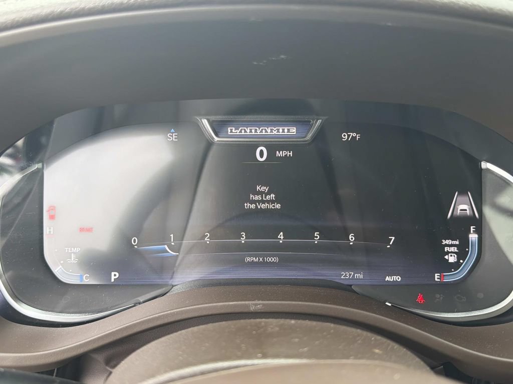 New 2026 RAM 1500 Laramie AWD/4WD image 11