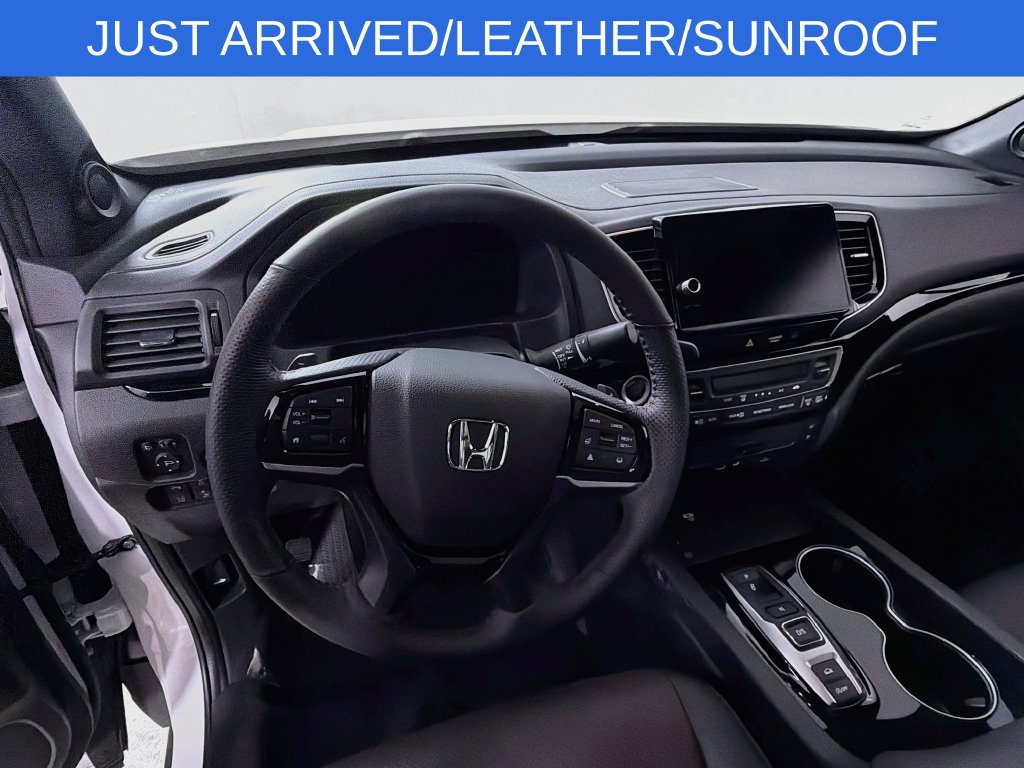 Used 2026 Honda Ridgeline Black Edition image 11