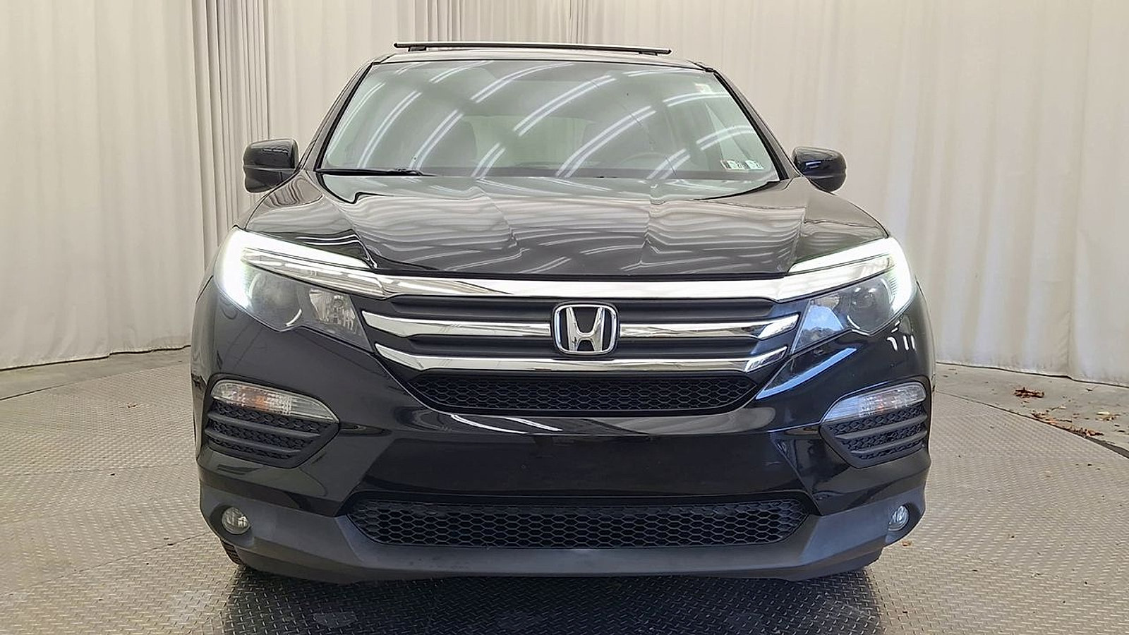 Used 2017 Honda Pilot EX-L image 9