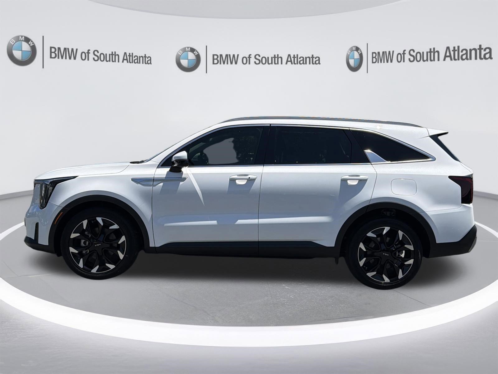 Used 2025 Kia Sorento EX w/ Panoramic Sunroof Package FWD image 23