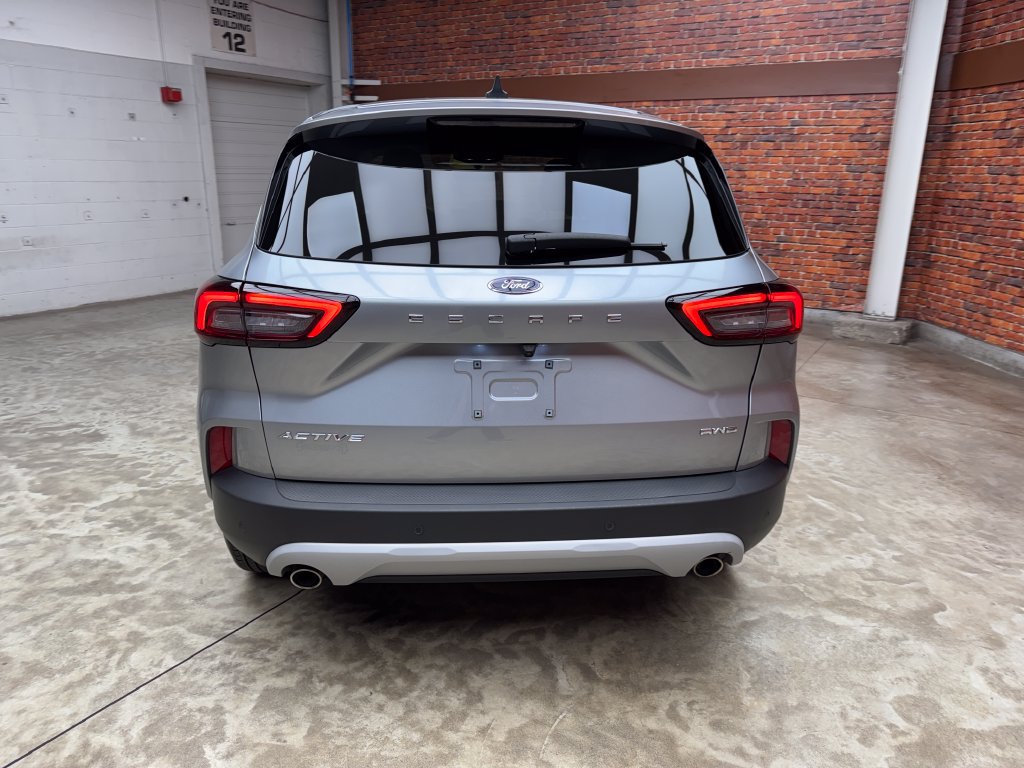 Certified 2023 Ford Escape Active w/ Tech Pack #2 AWD/4WD image 4