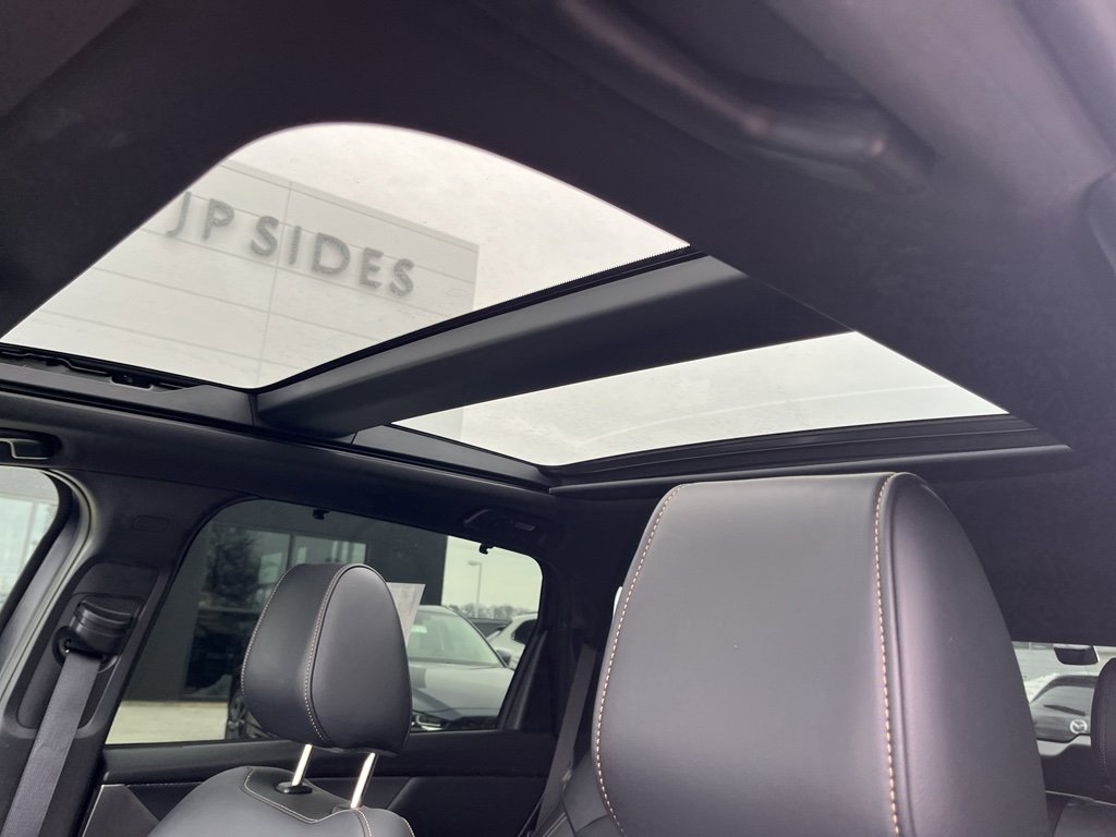 Certified 2025 MAZDA CX-70 3.3 Turbo w/ Premium Plus Pkg image 19