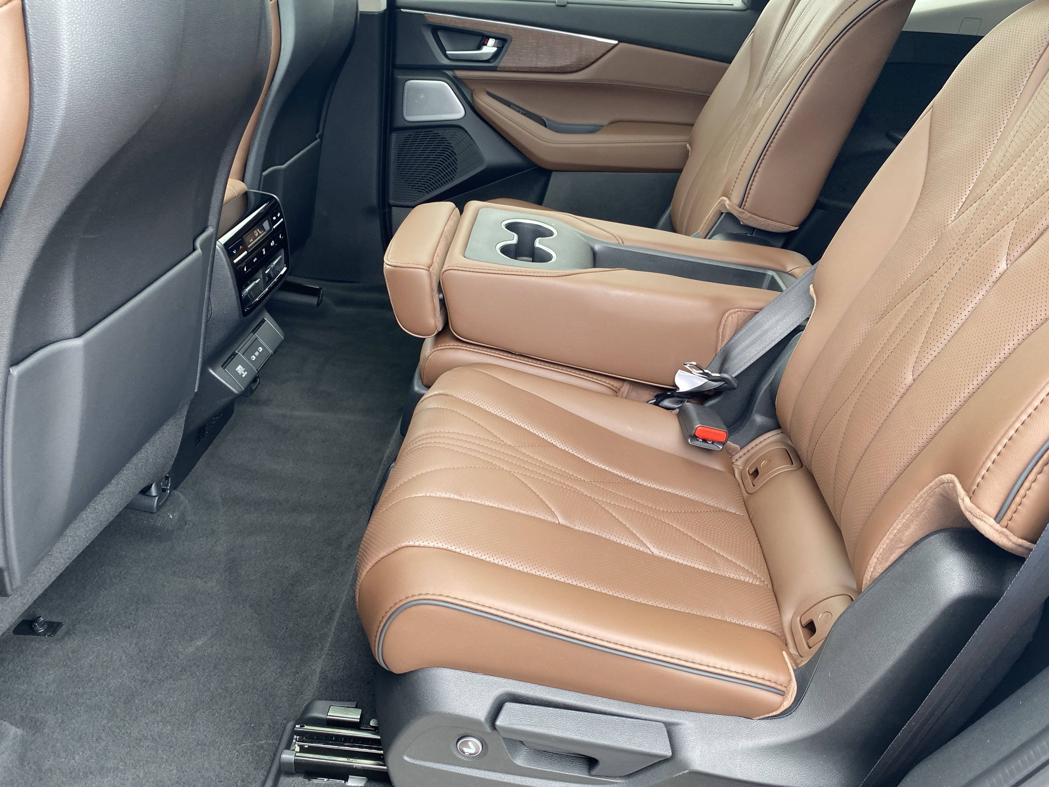 New 2026 Acura MDX w/ Advance Package AWD/4WD image 9