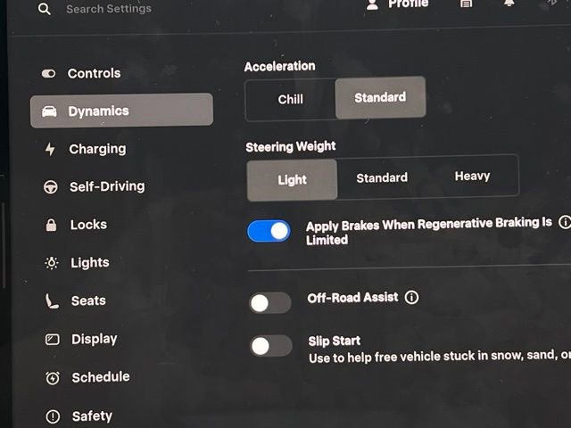 Used 2024 Tesla Model Y Long Range image 31