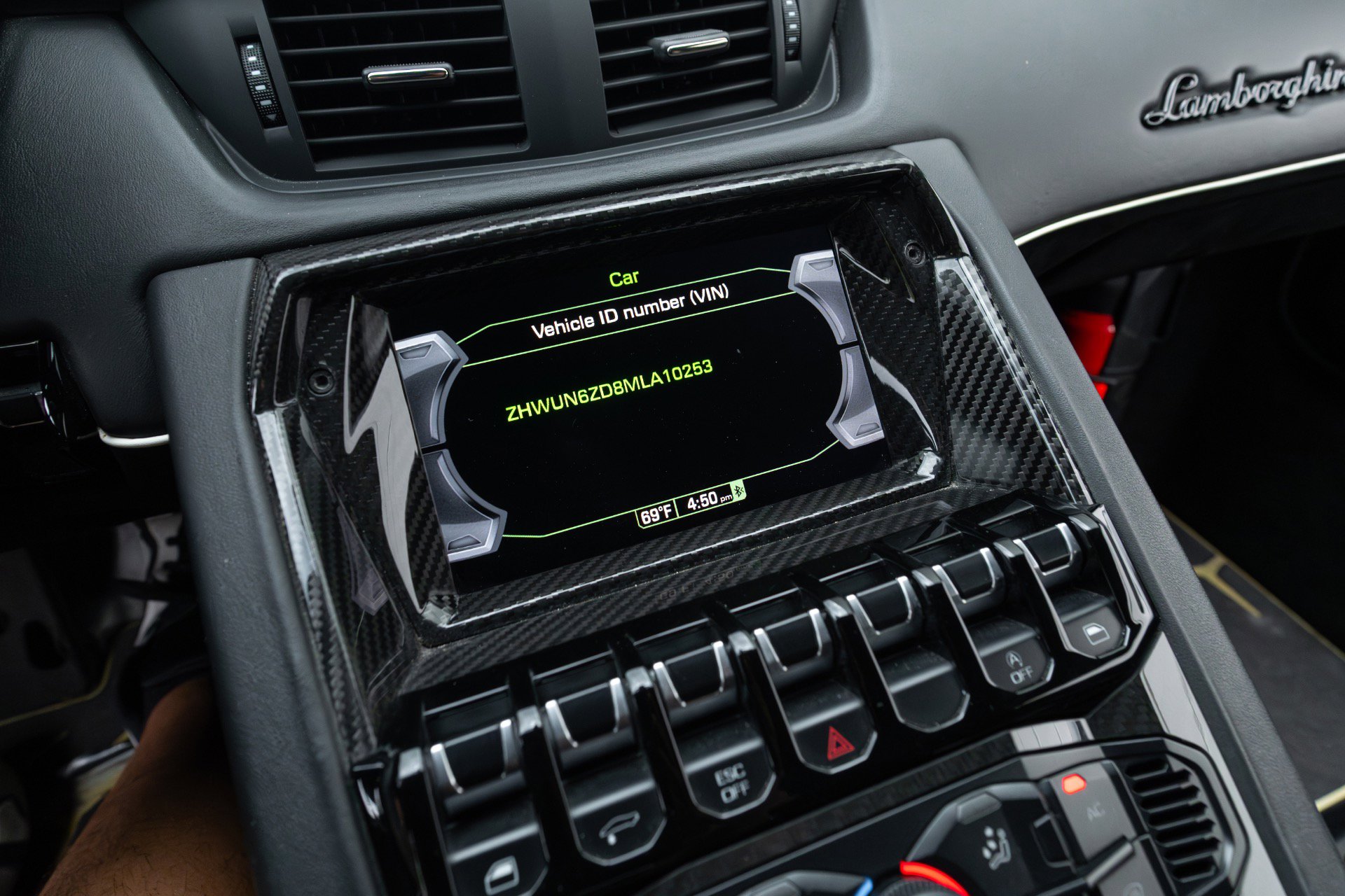 Used 2021 Lamborghini Aventador SVJ AWD/4WD image 67