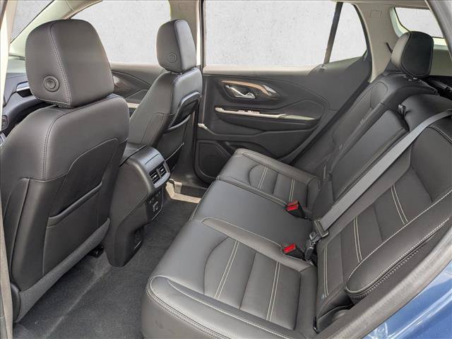 Used 2024 GMC Terrain Denali w/ Denali Premium Package AWD/4WD image 18