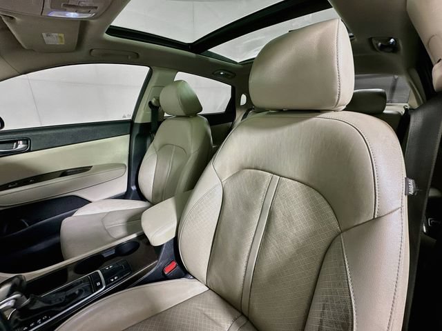 Used 2018 Kia Optima EX w/ Premium Package FWD image 25