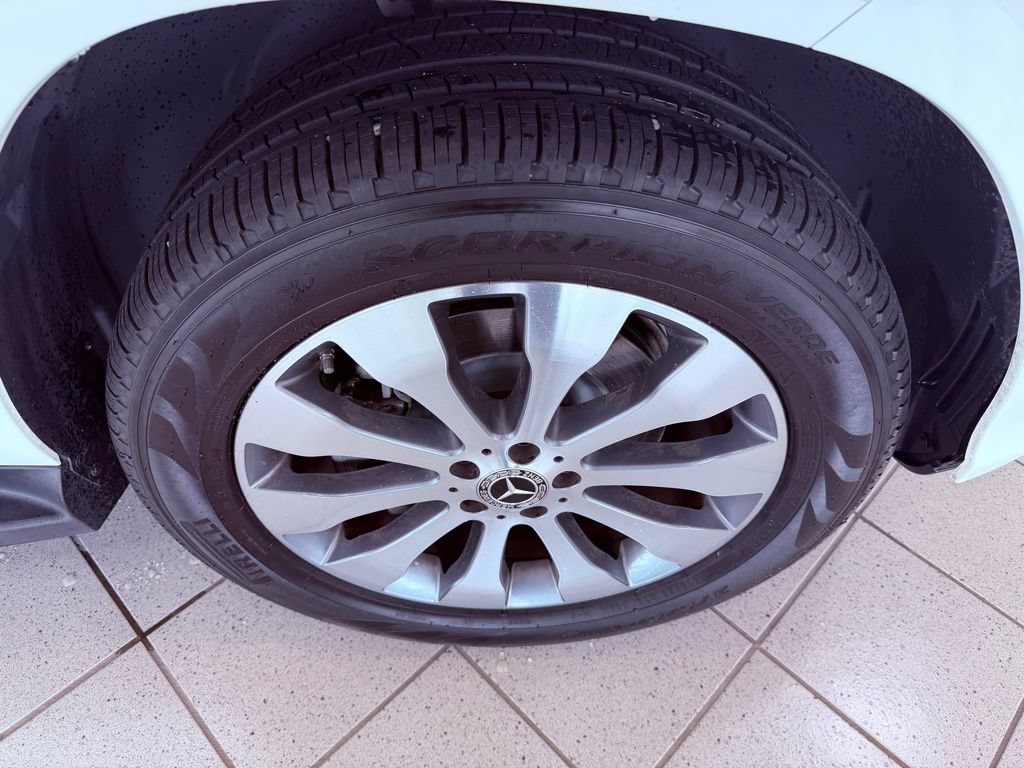 Used 2018 Mercedes-Benz GLS 450 4MATIC image 17