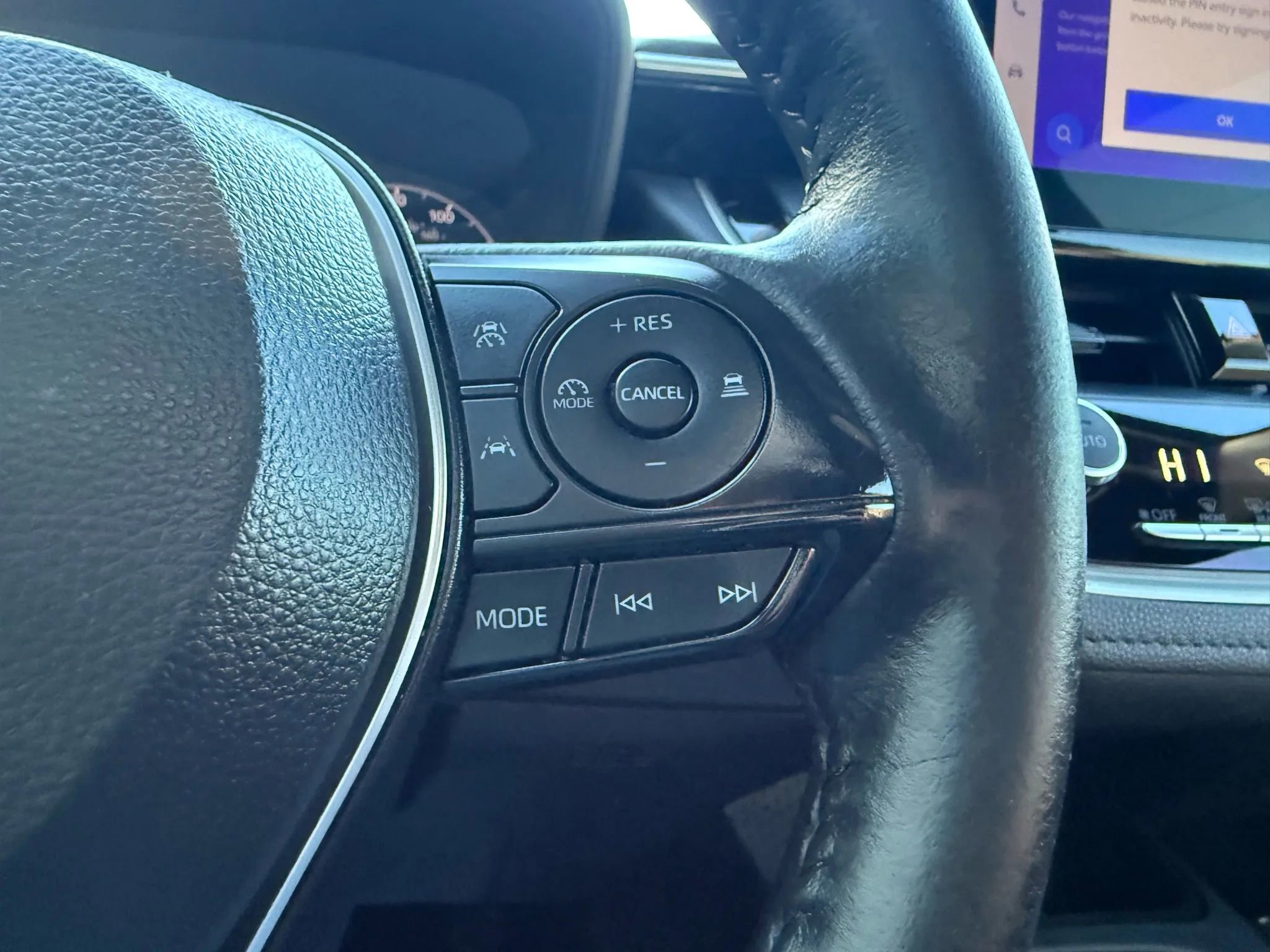 Used 2024 Toyota Corolla SE image 27