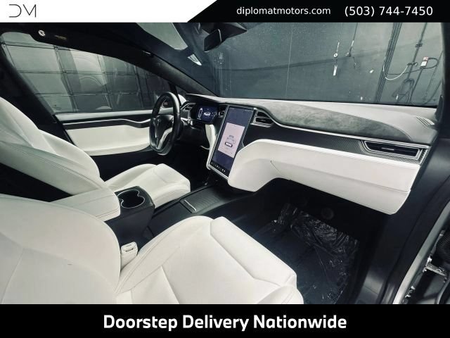 Used 2017 Tesla Model X 90D AWD/4WD image 19