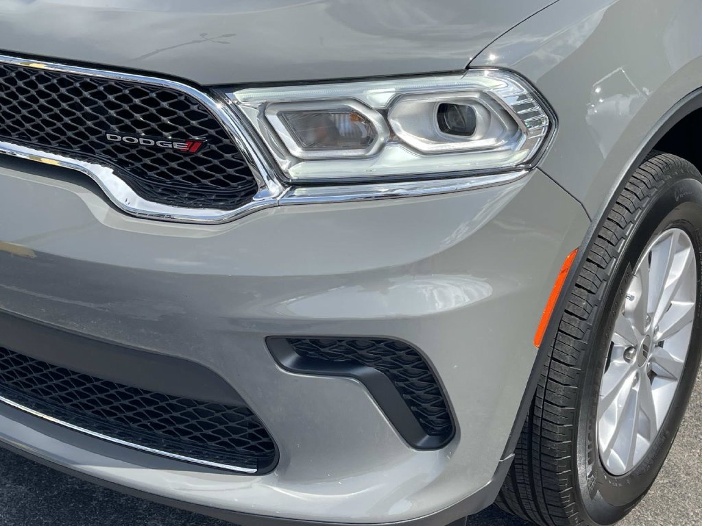Used 2024 Dodge Durango SXT AWD/4WD image 11