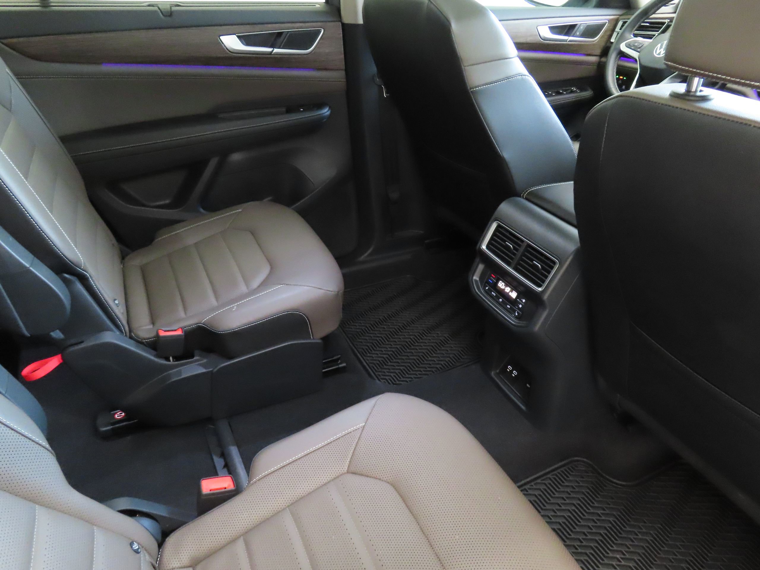 New 2025 Volkswagen Atlas SEL AWD/4WD image 27