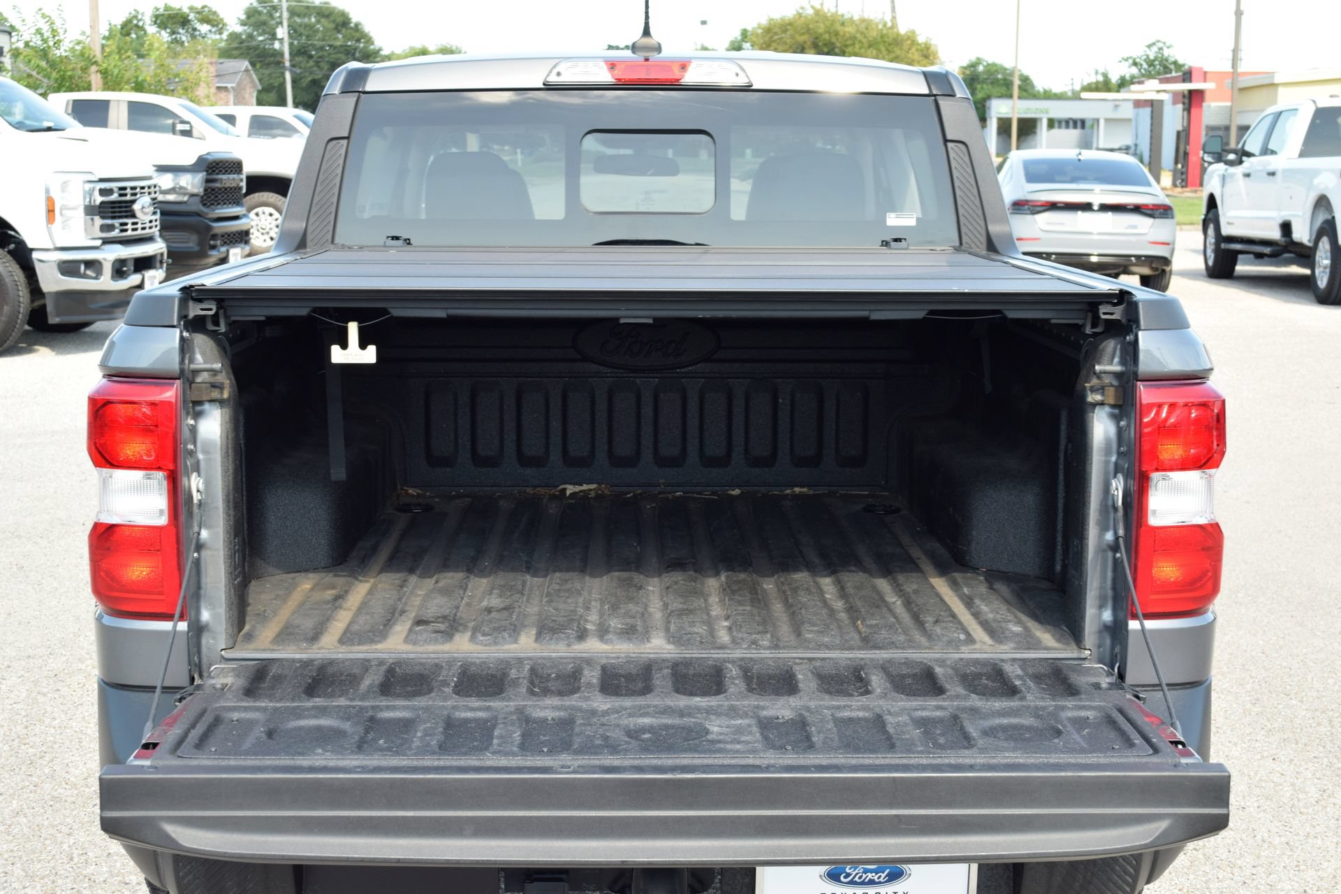 Used 2022 Ford Maverick Lariat w/ Lariat Luxury Package FWD image 21
