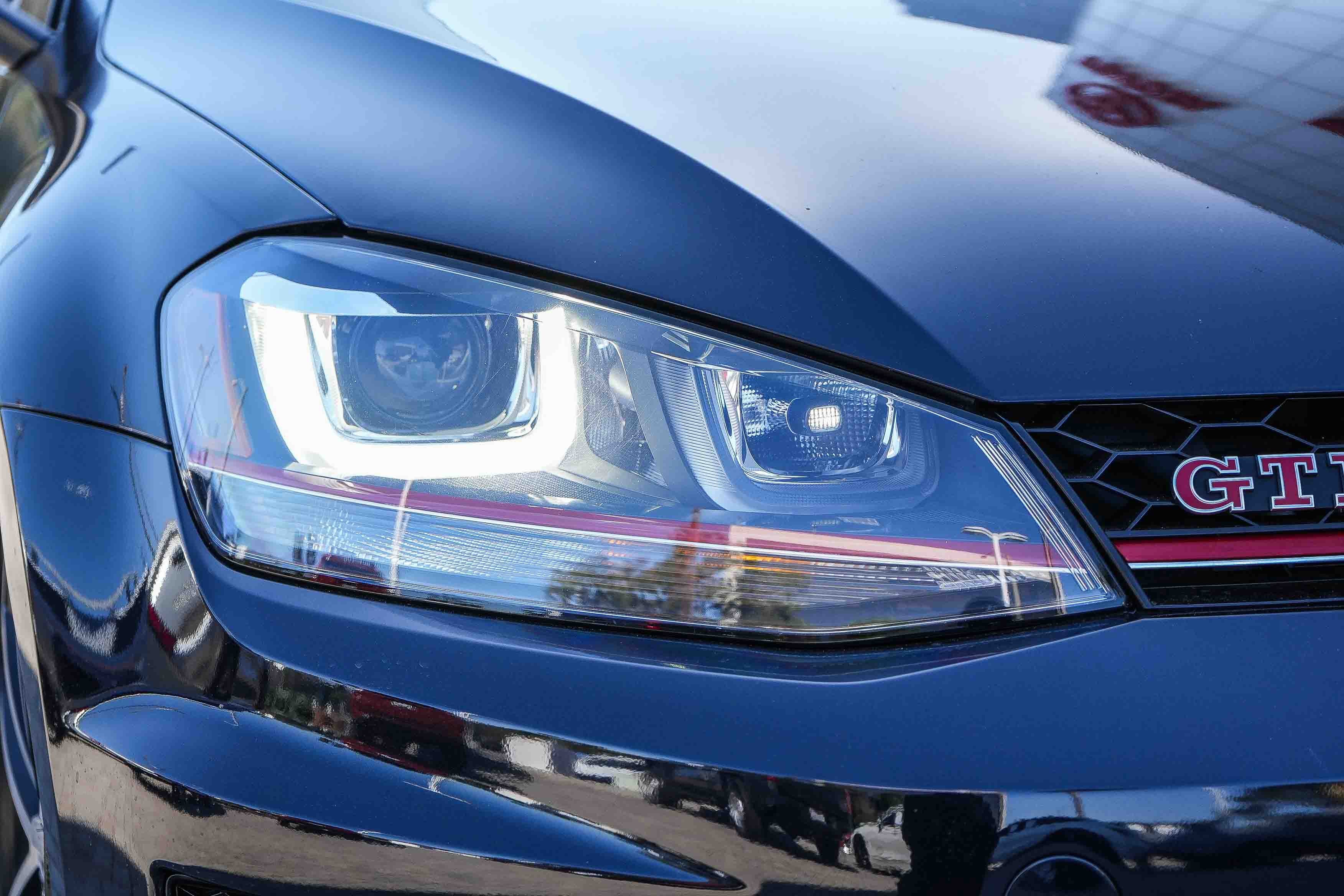 Used 2017 Volkswagen GTI S FWD image 5
