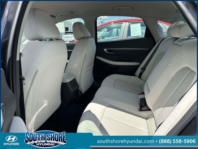 Certified 2023 Hyundai Sonata SEL w/ Preferred Accessory Package FWD image 11