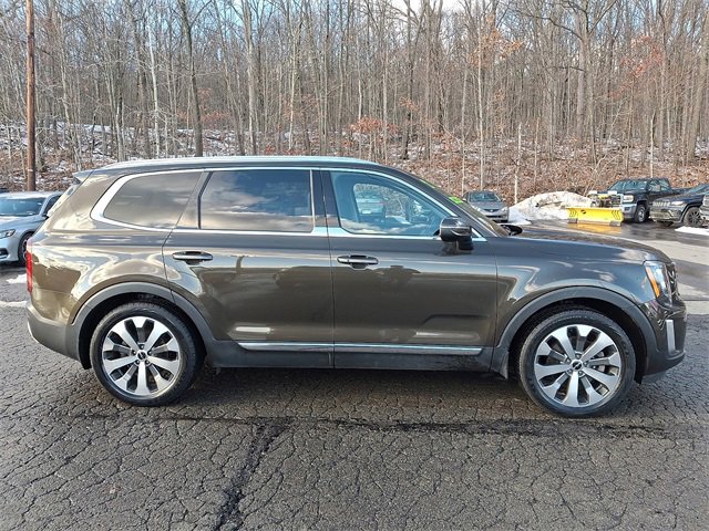 Certified 2022 Kia Telluride EX w/ EX Premium Package image 7