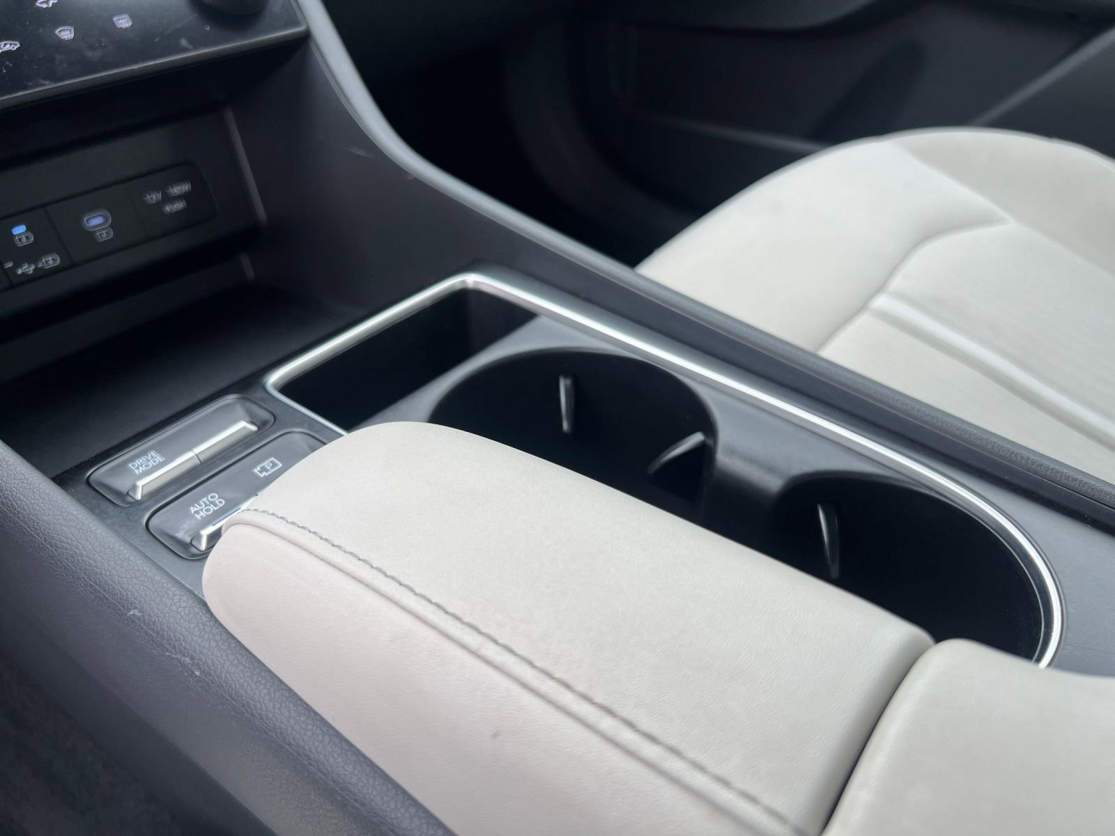 Used 2025 Hyundai Sonata SEL FWD image 41