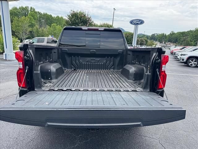 Used 2022 Chevrolet Silverado 1500 RST w/ Convenience Package II RWD image 11