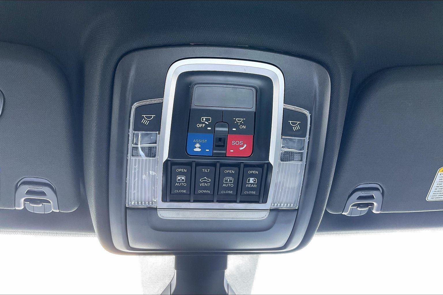 Used 2023 RAM 1500 Big Horn AWD/4WD image 38