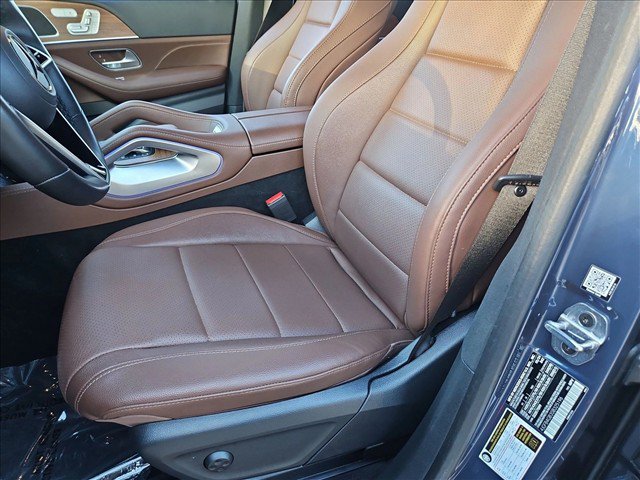 Used 2025 Mercedes-Benz GLE 450e 4MATIC image 16