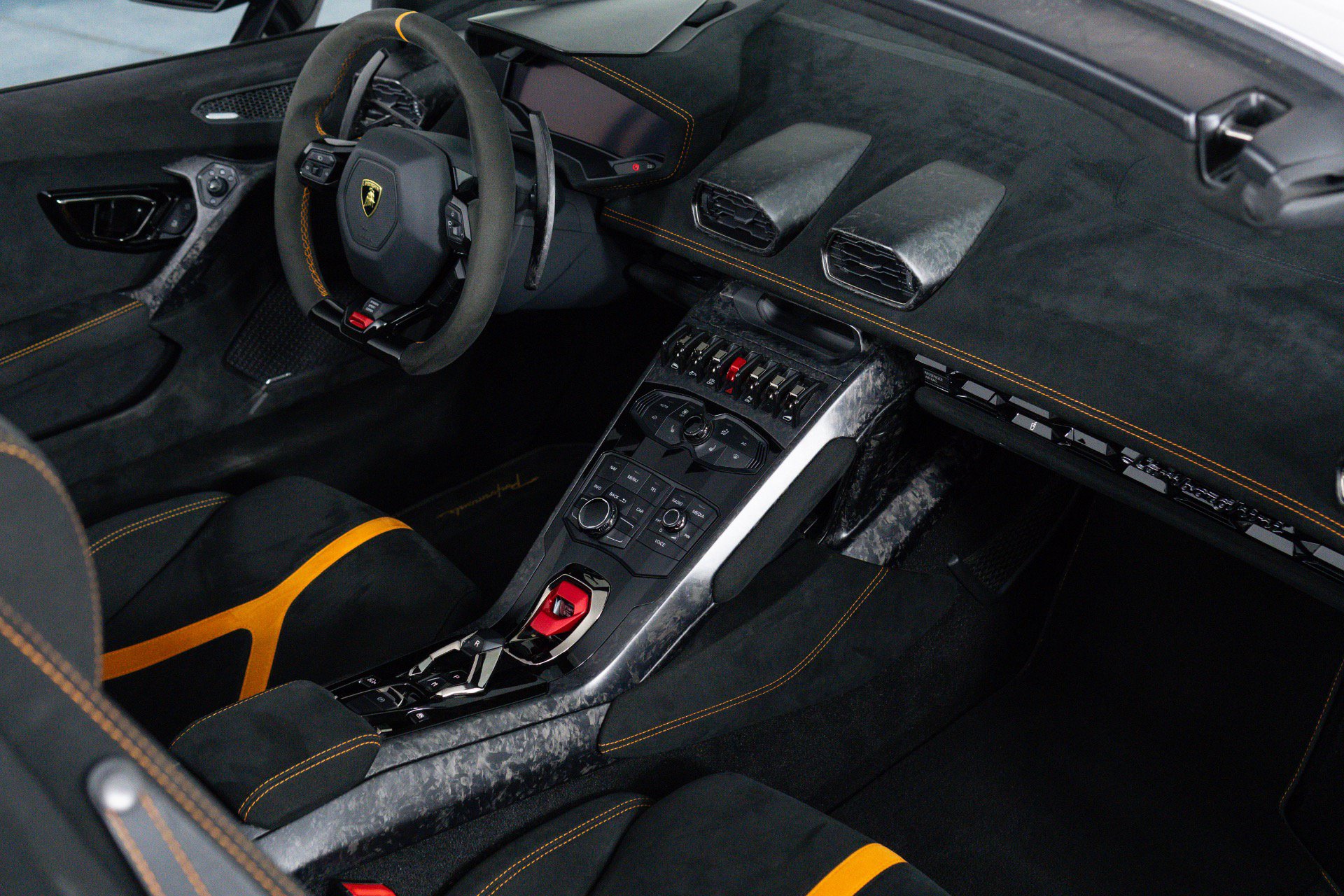 Used 2018 Lamborghini Huracan Performante AWD/4WD image 63