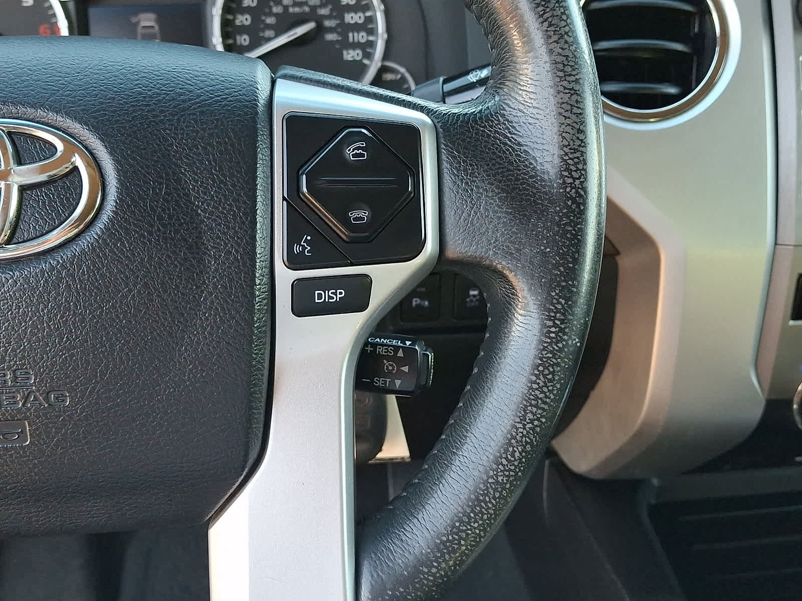 Used 2015 Toyota Tundra Limited w/ Limited Premium Package RWD image 25