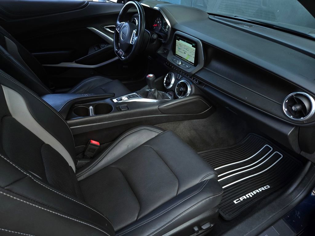 Used 2016 Chevrolet Camaro SS image 14