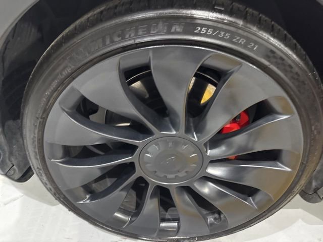 Used 2022 Tesla Model Y Performance image 37
