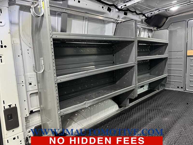 Used 2019 Ford Transit 250 130 Low Roof image 16