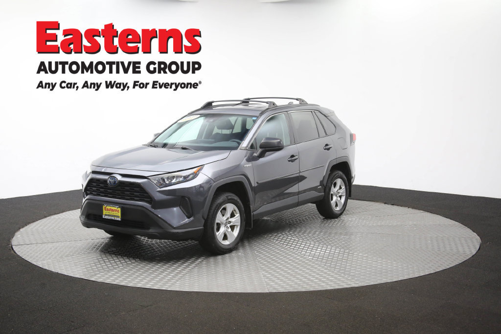 Used 2021 Toyota RAV4 LE w/ Carpet Mat Package (TMS) AWD/4WD image 57