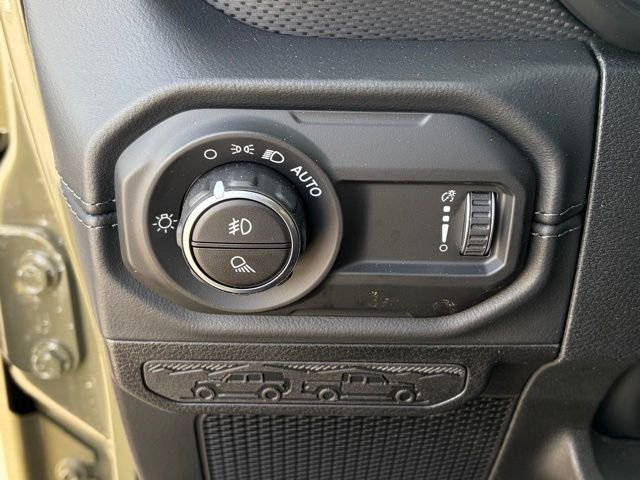 New 2026 Jeep Gladiator Rubicon AWD/4WD image 28