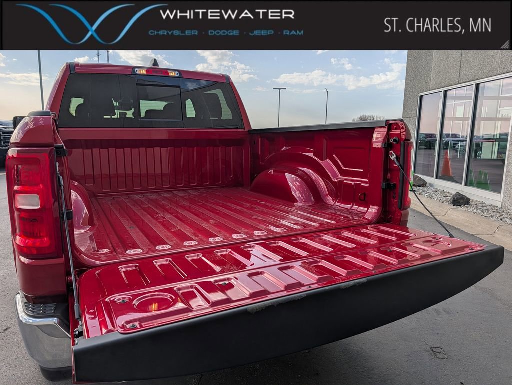 New 2026 RAM 1500 4x4 Crew Cab image 7