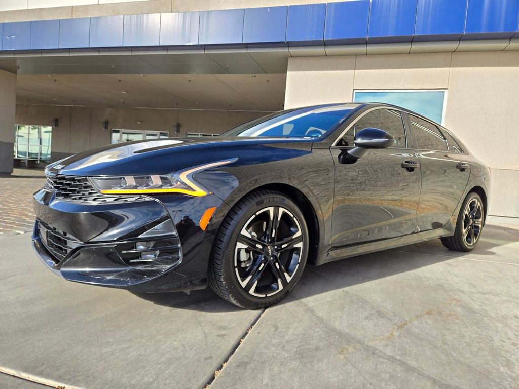 Used 2024 Kia K5 GT-Line w/ GT-Line Premium Package image 2