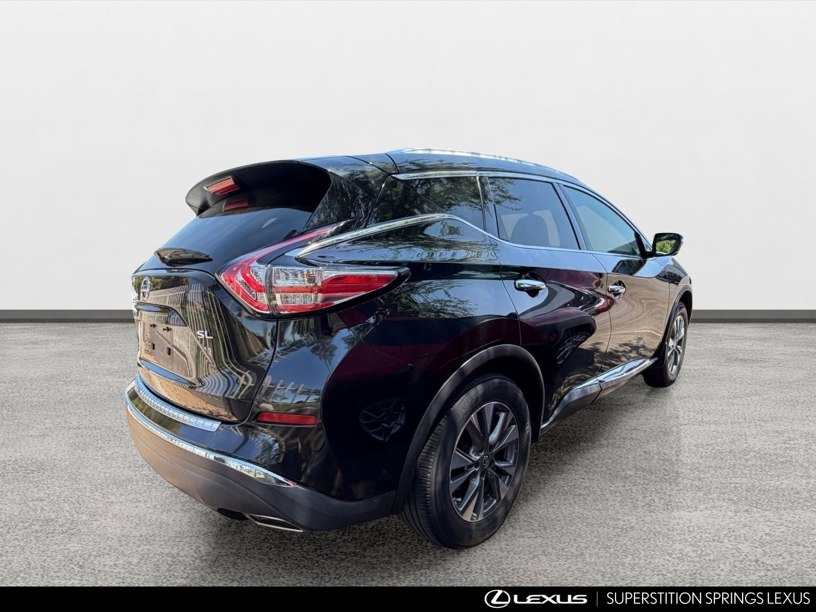 Used 2018 Nissan Murano SL w/ Moonroof Package FWD image 3
