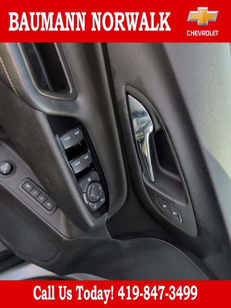 Used 2023 Chevrolet Equinox Premier FWD image 17