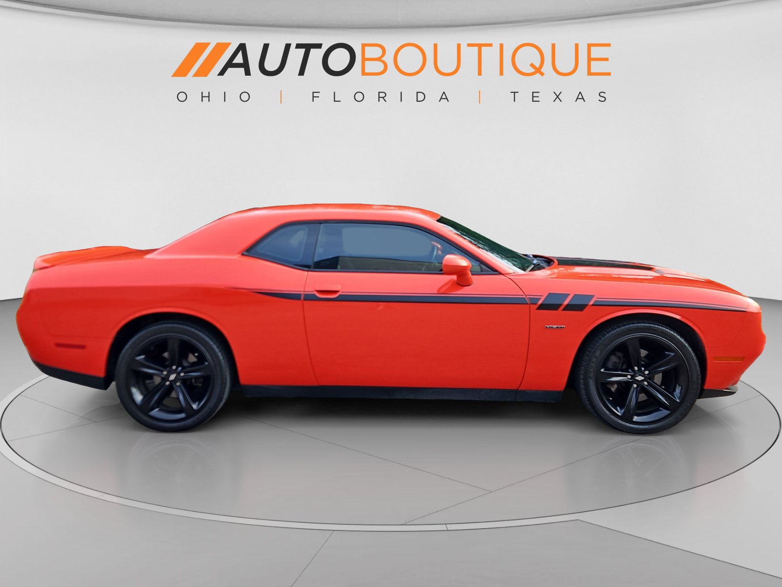 Used 2018 Dodge Challenger R/T w/ Cold Weather Group RWD image 6