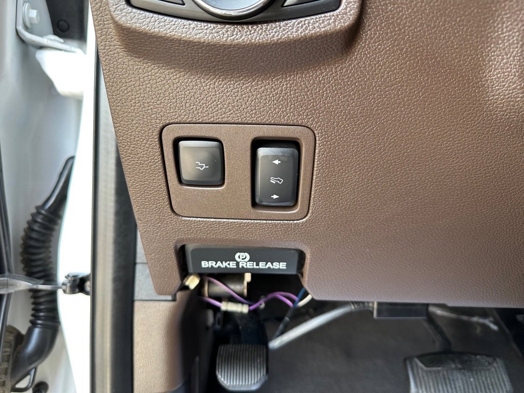 Used 2020 Ford F350 King Ranch w/ Tremor Off-Road Package image 15