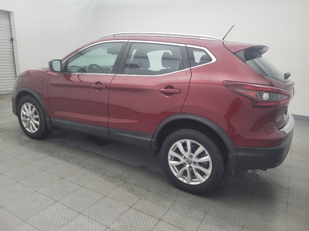 Used 2021 Nissan Rogue Sport SV image 3