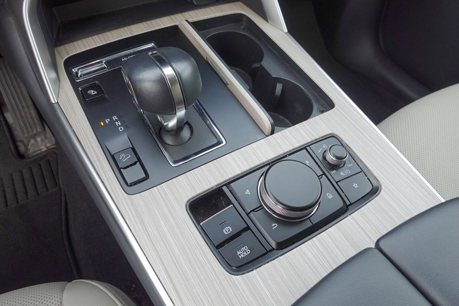 Used 2024 MAZDA CX-90 Plug-In Hybrid w/ Preferred image 19