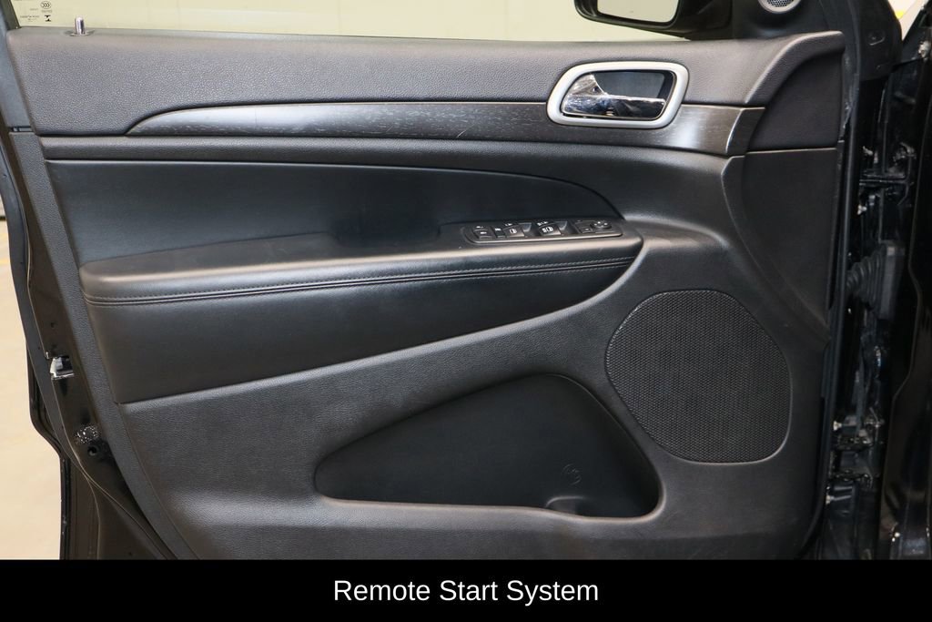 Used 2018 Jeep Grand Cherokee Altitude image 19