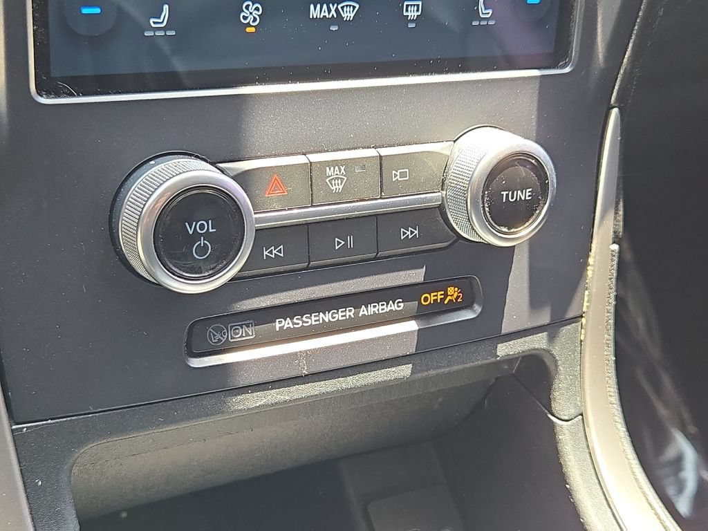Used 2021 Ford Edge SEL w/ Convenience Package FWD image 20