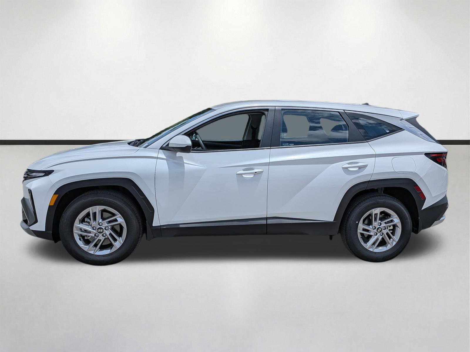 Used 2025 Hyundai Tucson SE FWD image 7