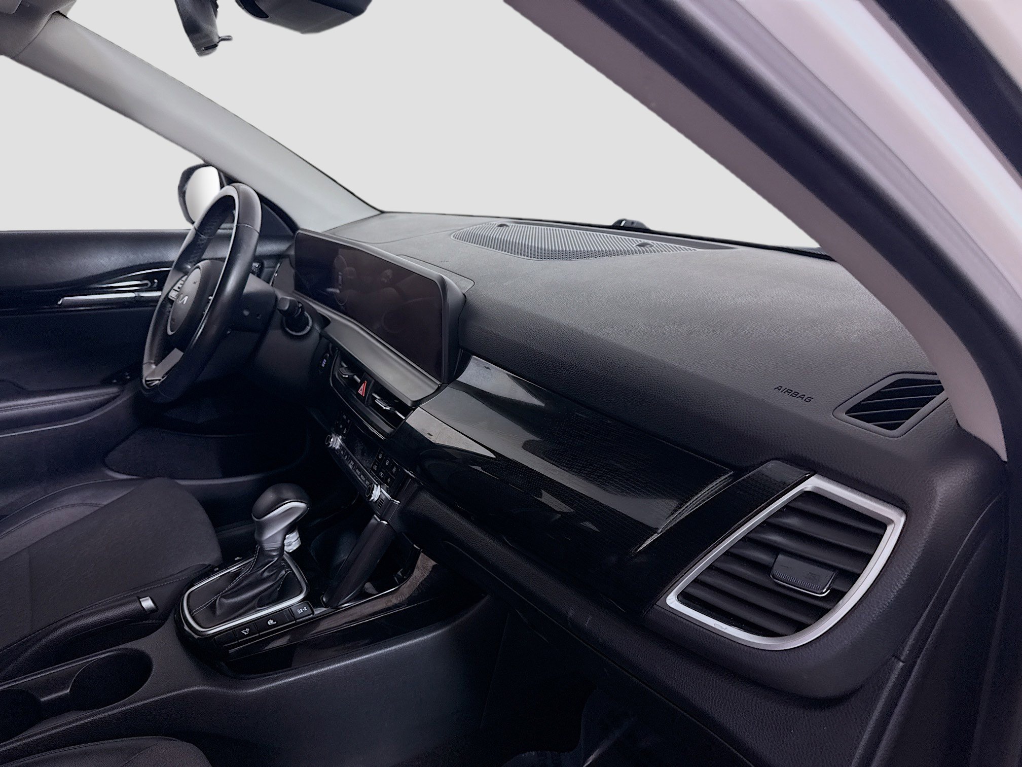 Used 2024 Kia Seltos X-Line image 30